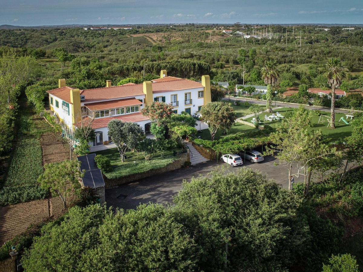 A Deolinda Pensionat Santiago do Cacém Exteriör bild
